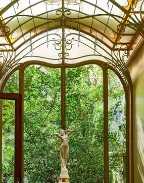 🇧🇪-Une passionnée d’Art nouveau restaure la maison Frison de Victor Horta
